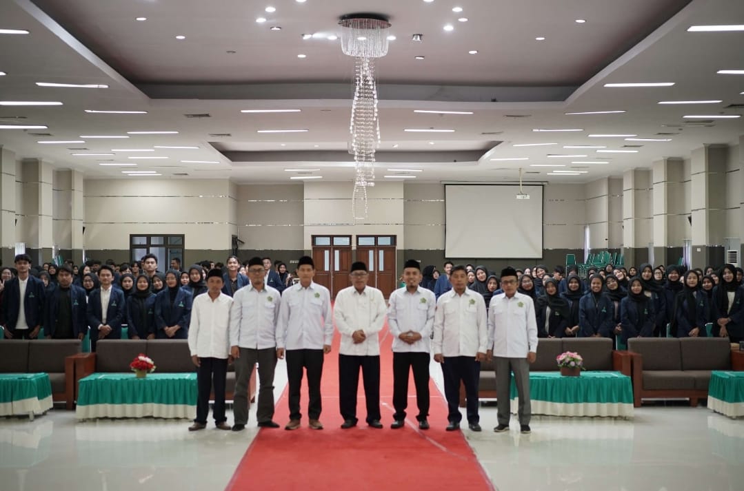 Mahasiswa Tadris Matematika UIN KHAS Jember Antusias Ikuti Pembekalan KKN