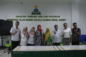 PRODI TADRIS MATEMATIKA ADAKAN REVIEW BORANG AKREDITASI GUNA TERVERIFIKASI UNGGUL